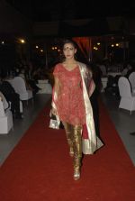 at Designer Aarti Gupta showcases her collection in Wedding Cafe on 23rd Nov 2011 (14).JPG